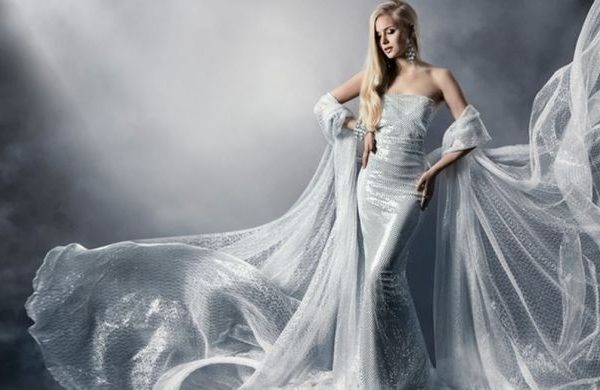 Long sleeve mermaid wedding dress